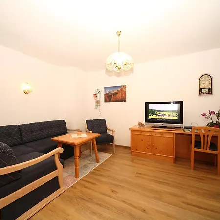 Landhaus Klinkan Apartman